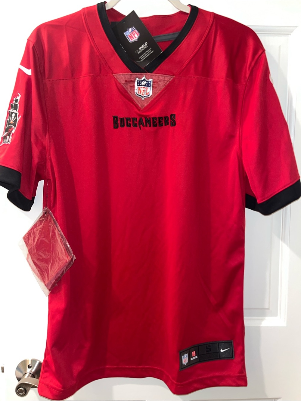 NWT Tampa Bay Buccaneers Customizable Jersey by Nike